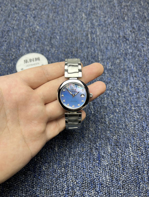 欧米茄 OMEGA LADYMATIC 备受瞩目的鸟巢系列新品女士腕表 商品图0