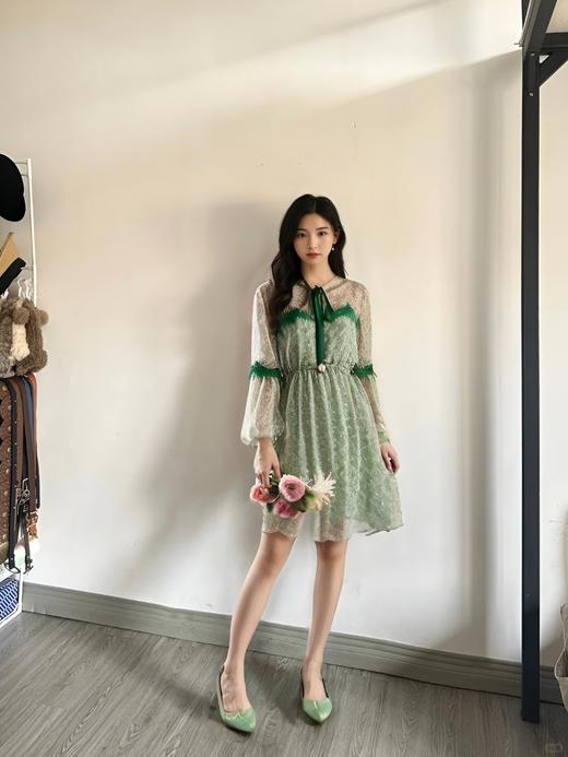 欧芮儿夏装新品喇叭袖连衣裙 商品图3