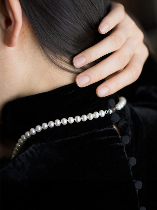 LUCINE鹿鸣 珍珠项链天然淡水白经典百搭锁骨女款送妈妈新年礼物 商品图2