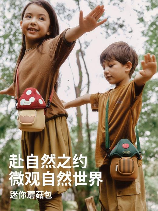 zoyzoi儿童斜挎包男童女童包包 宝宝外出旅游小背包小孩可爱腰包  轻盈不勒肩，背一整天都没压力！小巧便携可爱百搭~ 商品图2