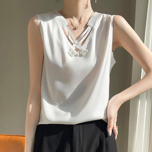 纤束马新中式国风盘扣背心 RW-D45 商品图3