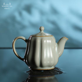 问鼎汝瓷天青小棱线壶（缺货）