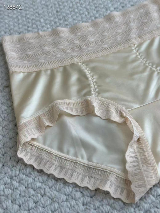 laperla🔥 四条礼盒装 收腹高腰包臀性感蕾丝三角裤 商品图4