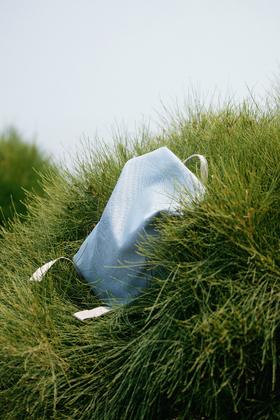 ITO TRUFFLE 轻便空气感双肩包通勤背包旅行防水休闲电脑书包男女