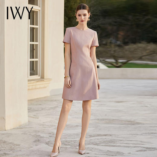 IWY/温柔风豆沙粉连衣裙女夏季短袖西装裙御姐范上班族工装裙Q1061 商品图4
