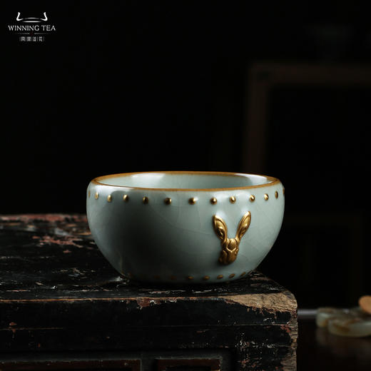 问鼎汝瓷天青兔首战鼓杯（描金） 商品图0