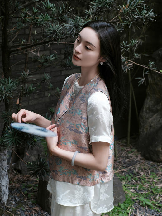 盛唐婧 |真丝宋锦一路青云对襟马甲 商品图3