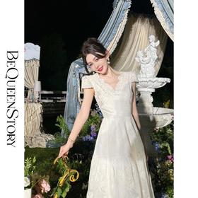 BeQueenStory【月光露易丝】高级感重工立体绣花法式V领收腰连衣裙