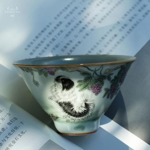 问鼎汝瓷天青癸卯斗笠杯(摇头摆尾) 商品图1