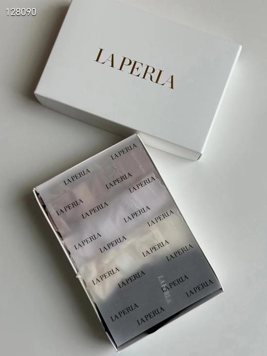 Laperla新款轻奢蕾丝面膜内裤
【尺码】均码（80-130斤）
【主面料】锦纶71.8%氨纶28.2%
【里料】粘纤91 商品图7