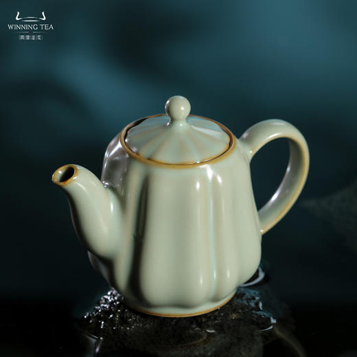 问鼎汝瓷天青小棱线壶（缺货） 商品图4