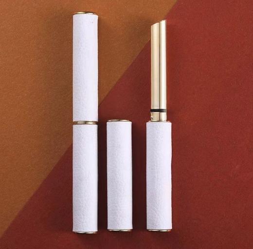 【陌上定制-芳疗哑光精油口红】纯手工定制 滋润双唇 告别化工成分 【植物精油配方保质期一年 】冻柠红茶   炫光粽棕  落地枫叶 商品图3