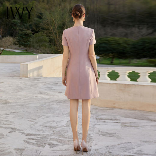 IWY/温柔风豆沙粉连衣裙女夏季短袖西装裙御姐范上班族工装裙Q1061 商品图3