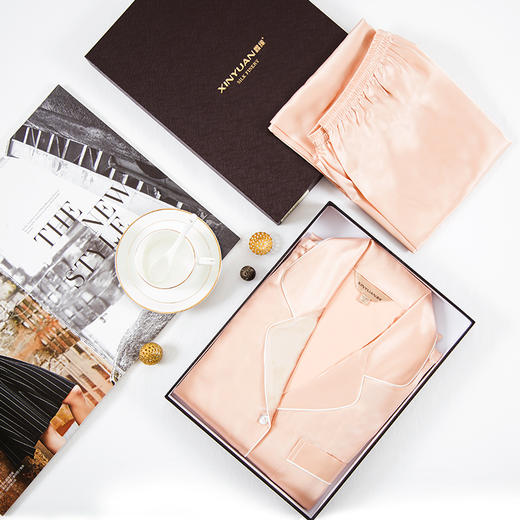 鑫缘 真丝女长袖睡衣套 HD4002 商品图0