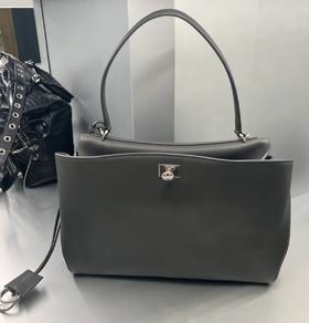 女款手提包单肩包中号hu004