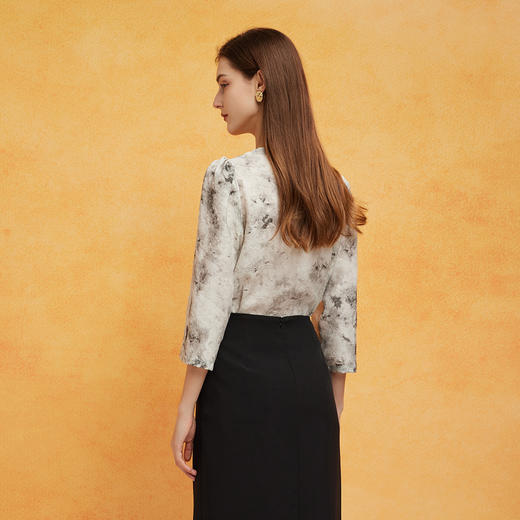 PF271斯尔丽2024夏季新款晕染工艺圆领泡袖借肩显瘦中袖质感上衣 商品图1