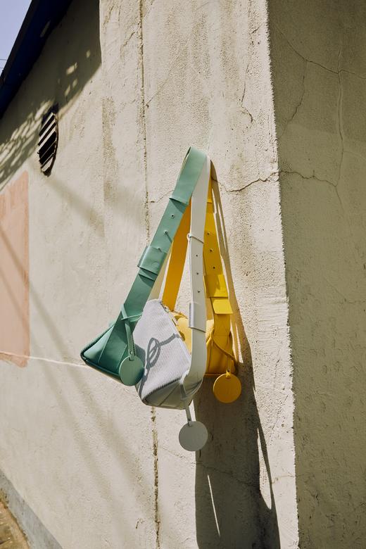 ITO AMANITA 2 轻便运动男女单肩斜挎包迷你随行包三角包（3L） 商品图1