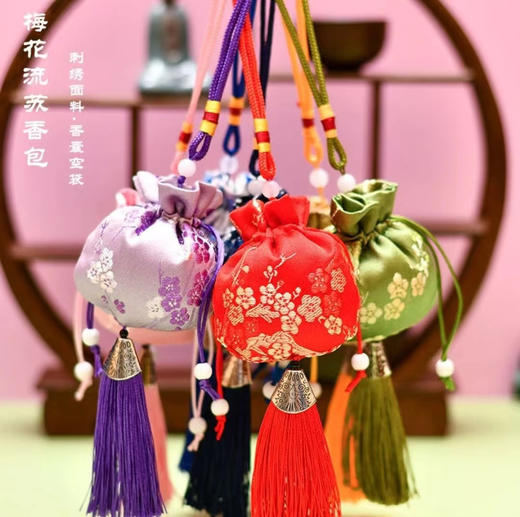 【拍1发5】端午节艾草香包 中国风*流苏香包  天然植物 手工刺绣  古韵十足 色彩丰富 车挂/配汉服/家中装饰/衣橱 商品图3