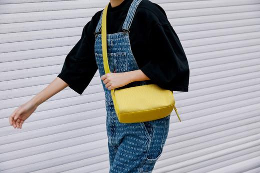 ITO AMANITA 2 轻便运动男女单肩斜挎包迷你随行包三角包（3L） 商品图3