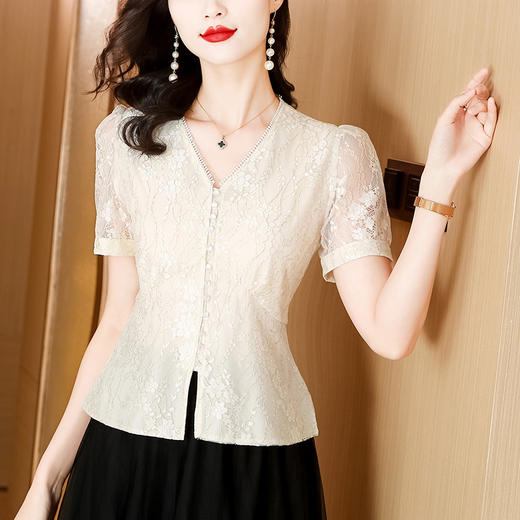 刺绣温柔风气质小衫，白色淑女蕾丝衫上衣KQL-D36M2606 商品图2