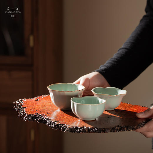 问鼎汝瓷鼎峰系列老款十二花神套组 商品图1