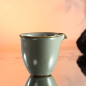 问鼎汝瓷鼎峰系列天青韶容公杯