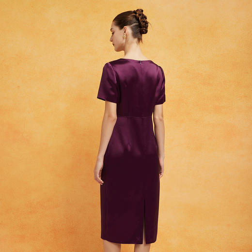 PF8F1斯尔丽24新款宴会小礼服花瓣领优雅浪漫钉珠高端大气收腰连衣裙 商品图1