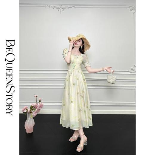 BeQueenStory【绿野风声】法式温柔风泡泡袖打揽收腰方领印花连衣裙 商品图2