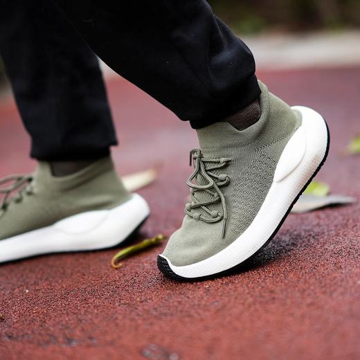 男士一脚蹬懒人飞织袜子鞋 商品图2