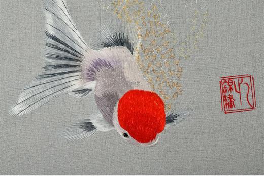 蜀绣双面绣-鸿运当头(胡桃木倭角架) 商品图2