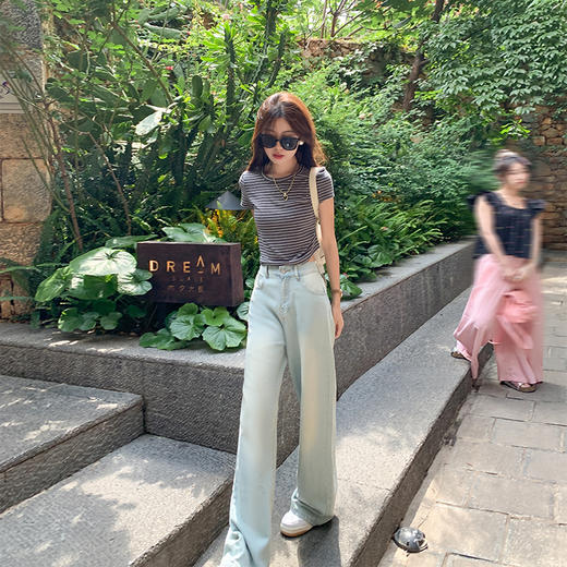 <曾小咸推荐>【笔直大长腿】浅蓝色牛仔阔腿裤 商品图1