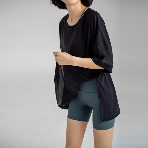 【气孔网纱面料】侧开叉T恤 透气排汗宽松大T罩衫 瑜伽健身短袖 商品图6