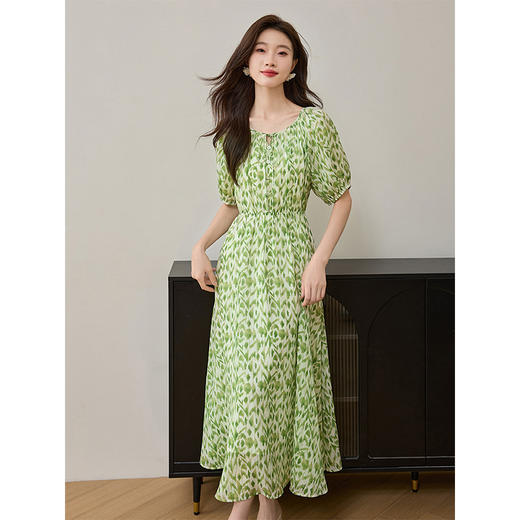 【专属特价】熙世界25夏季法式度假气质显瘦泡泡袖薄荷曼波绿色碎花连衣裙女 商品图0