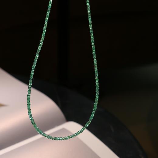 甄珠贝 ​进口彩宝素链 高叶、倪妮同款 祖母绿/红宝石 通透明艳，氧气感满满 18k金扣（注：固定项链的压扣不是18k，如需定制18k，加180元，请私） 商品图6