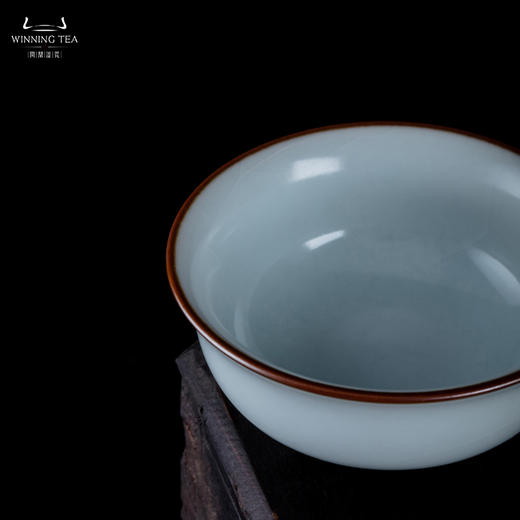 问鼎汝瓷鼎峰系列月白紫金釉经典款品茗杯 商品图1