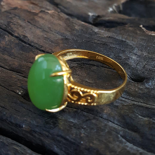 【天然正品】AU750黄金镶天然苹果绿无黑点蛋面和田玉戒指080524NJ11 商品图4