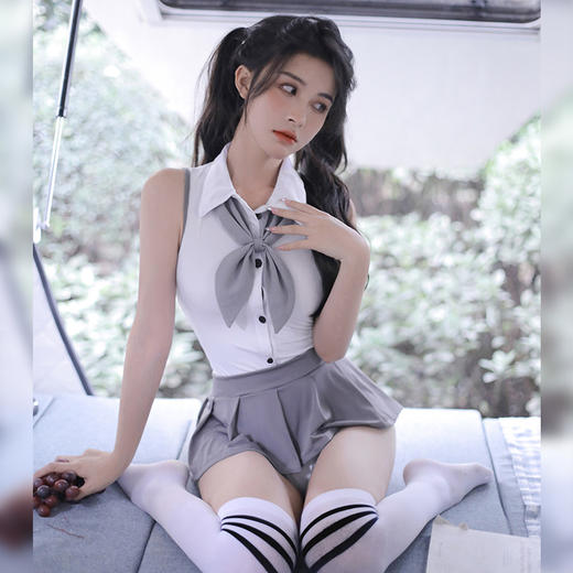 霏慕学院风露背连体衣套装7963 商品图0