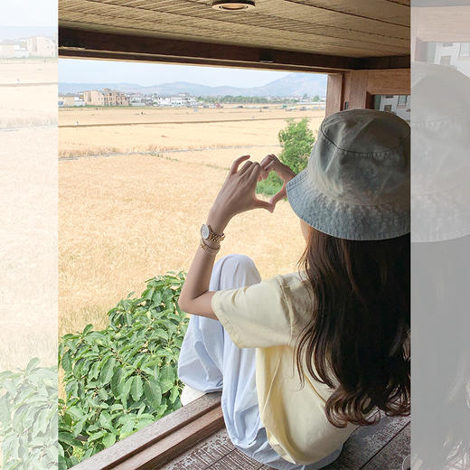 <曾小咸推荐>【甜系美眉】短袖T恤+裤子 商品图1