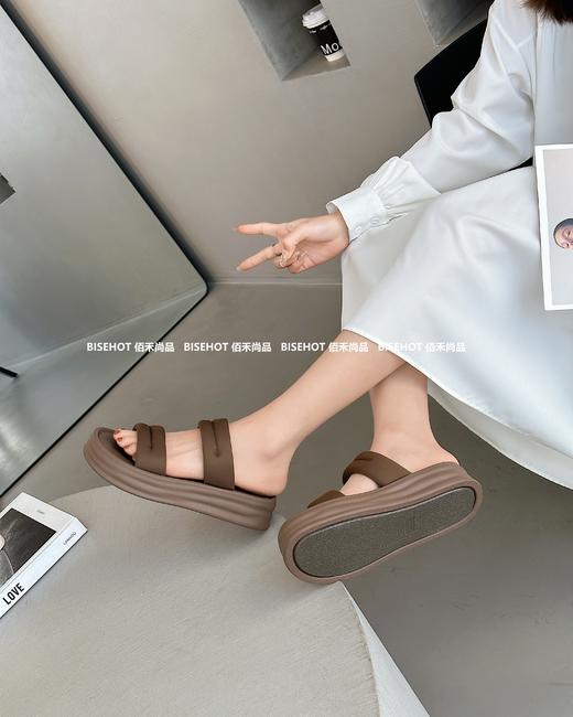 新品厚底丝绸面料新款凉鞋689B42557（W） 商品图4