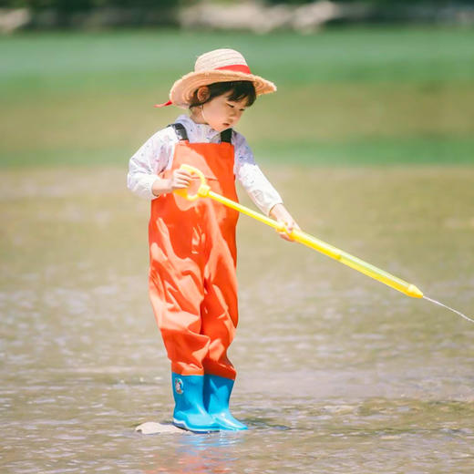 【超轻儿童涉水服】沙滩赶海下水裤背带防水裤连体水鞋抓鱼玩水幼儿园 商品图7