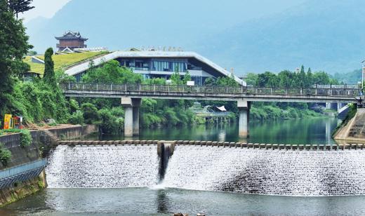 【峨眉山-243号民宿】单房预定，温泉私汤酒店，峨眉山脚下，泳池、临溪玩水、儿童游玩、栖居湖光山野的美学旅居fzxl 商品图2