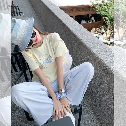 <曾小咸推荐>【甜系美眉】短袖T恤+裤子 商品图4