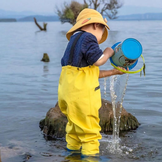 【超轻儿童涉水服】沙滩赶海下水裤背带防水裤连体水鞋抓鱼玩水幼儿园 商品图6