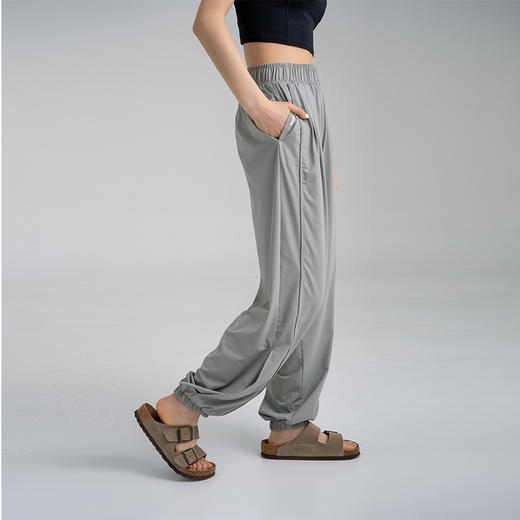 凉感爽滑面料 UPF50+防晒宽松束脚裤 垂感飘逸 遮肉显瘦长裤 商品图5
