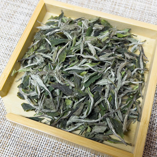 鼎茗荟丨荒野牡丹 福鼎白茶 太姥山 2024年 400g 木盒  （配5g品鉴装） 商品图2