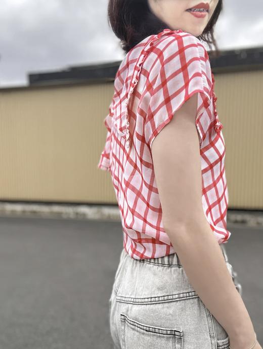 TYNVIE 不规则肩带上衣 商品图4