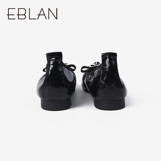 伊伴秋季单鞋B24428802 商品图3