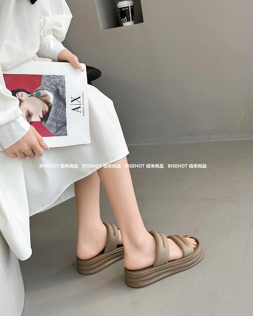 新品厚底丝绸面料新款凉鞋689B42557（W） 商品图2