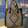 深山集市·侗锦手提包 商品缩略图0