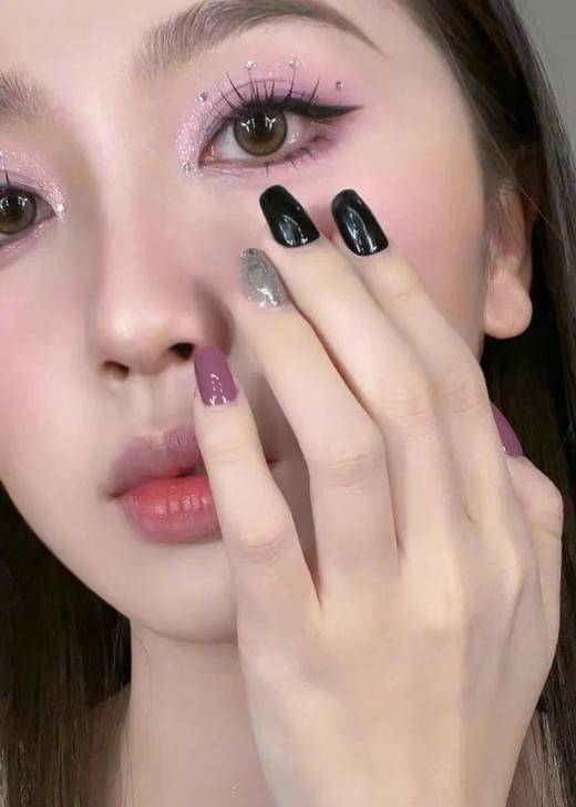 氛围感拿捏新款san𝐂𝐄12色眼影盘 商品图7